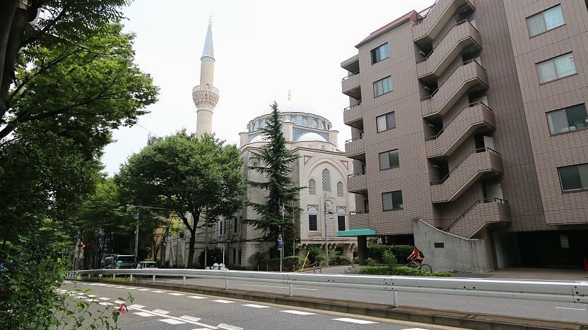 Ilustrasi hidangan Jepang dan makanan halal (kredit: japan-guide.com)